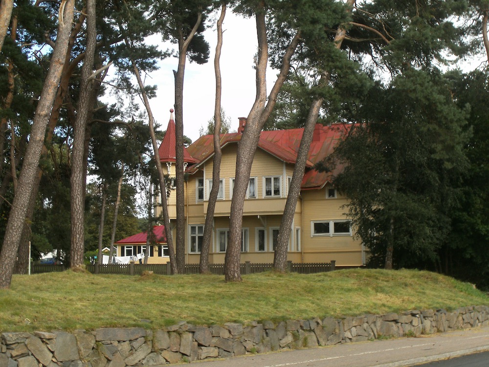 Huis in B&aring;stad